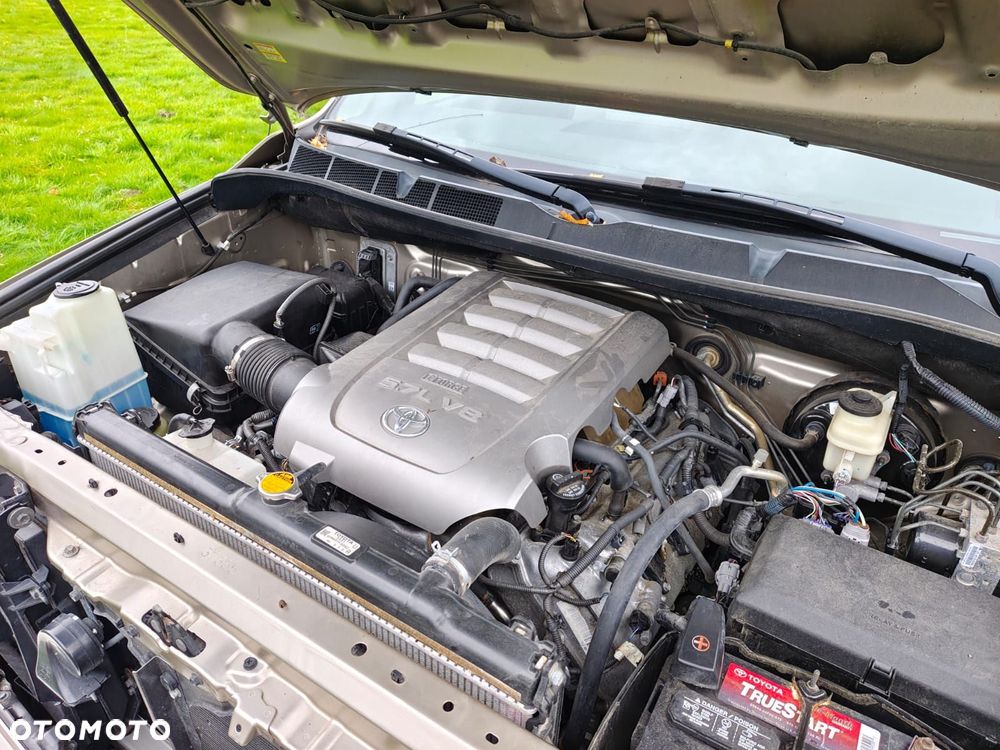 Toyota Tundra - 16