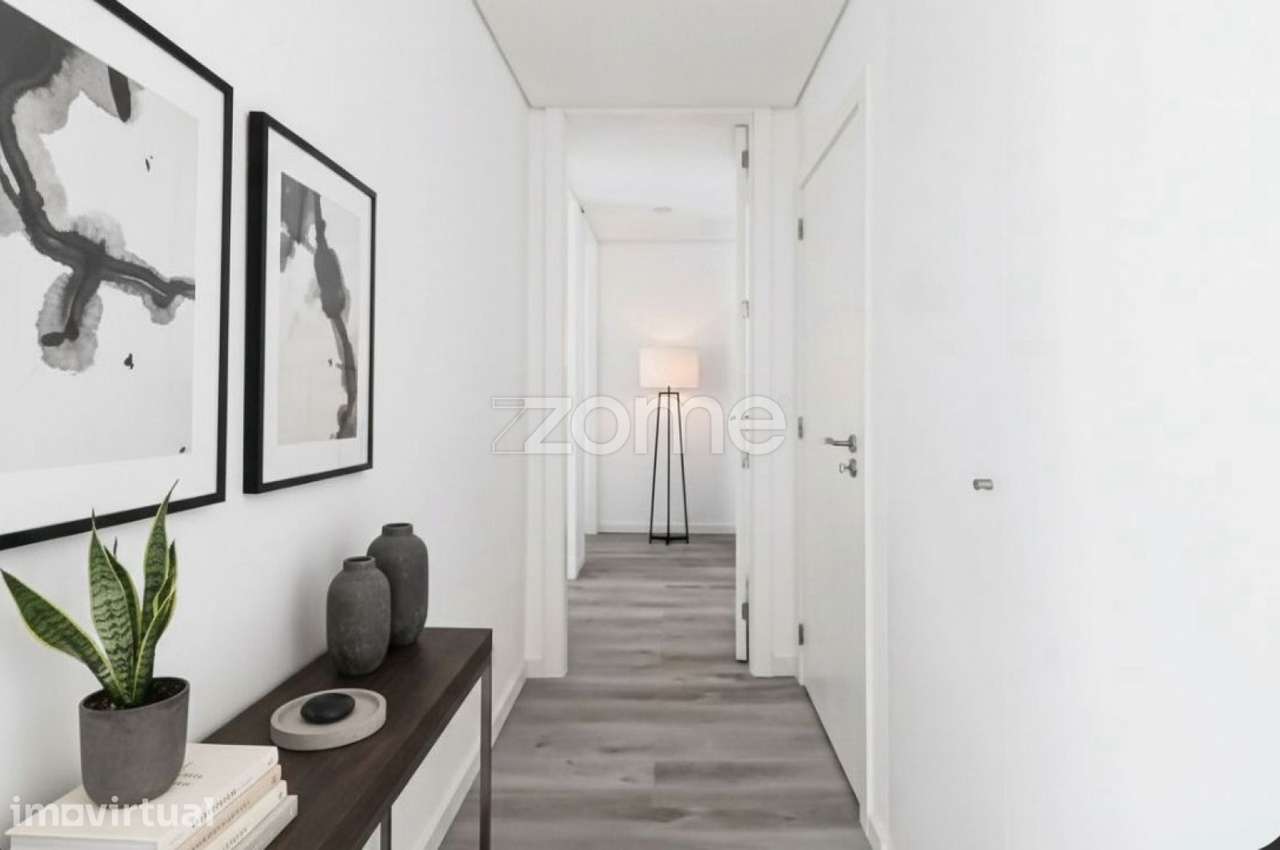 T2 com suite totalmente renovado com terraço de 98m2 - Grande imagem: 4/35
