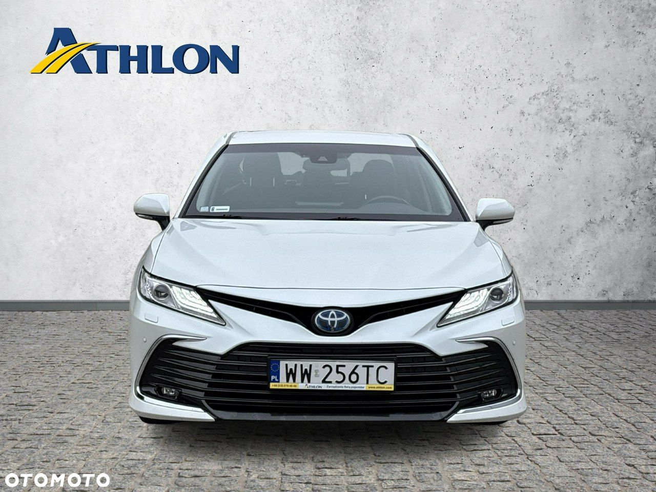 Toyota Camry - 8