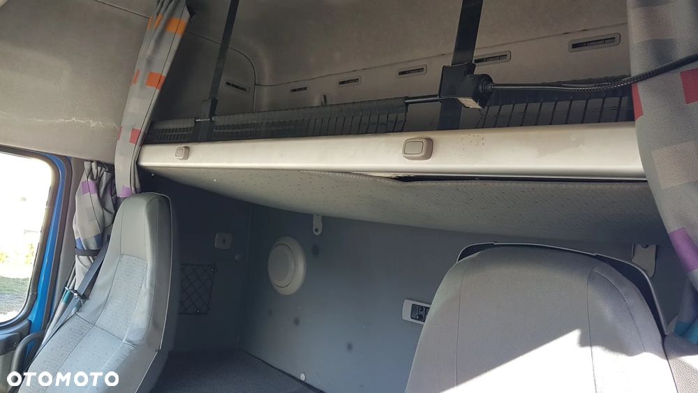 KABINA VOLVO FH KOMPLETNA - 6