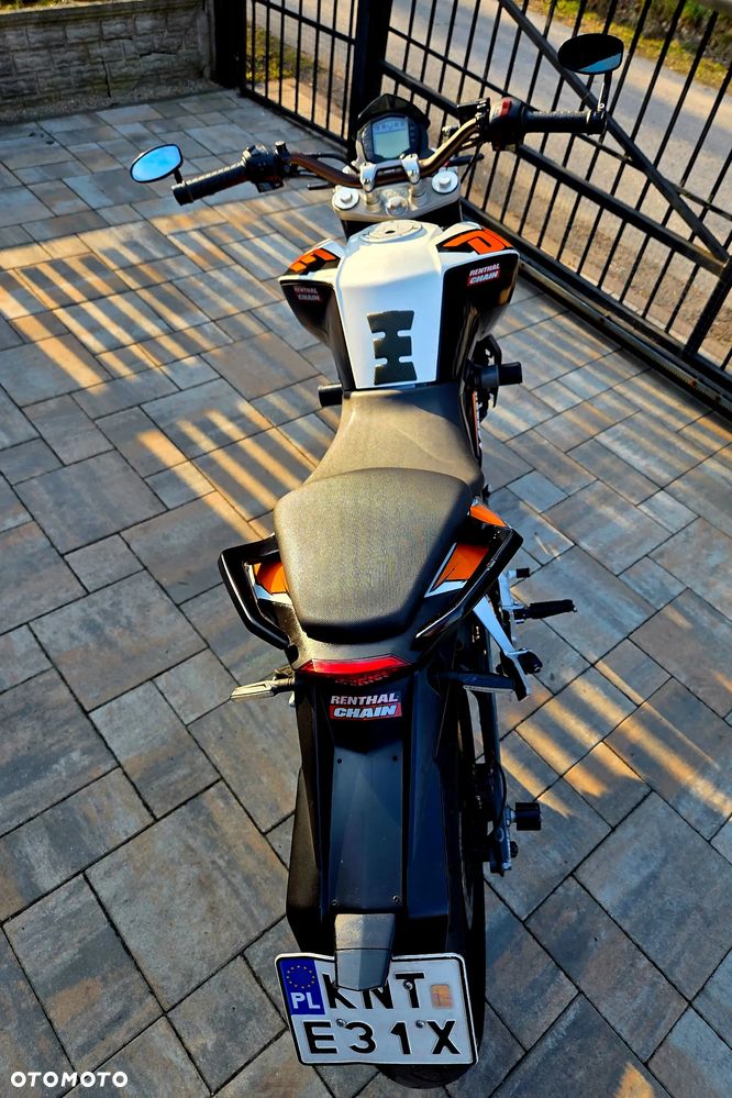 KTM Duke 125 - 4