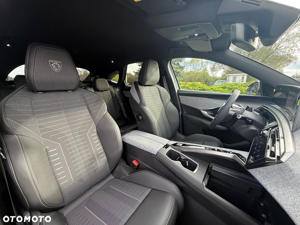 Peugeot 3008 1.2 PureTech mHEV GT E-DCS6 - 19