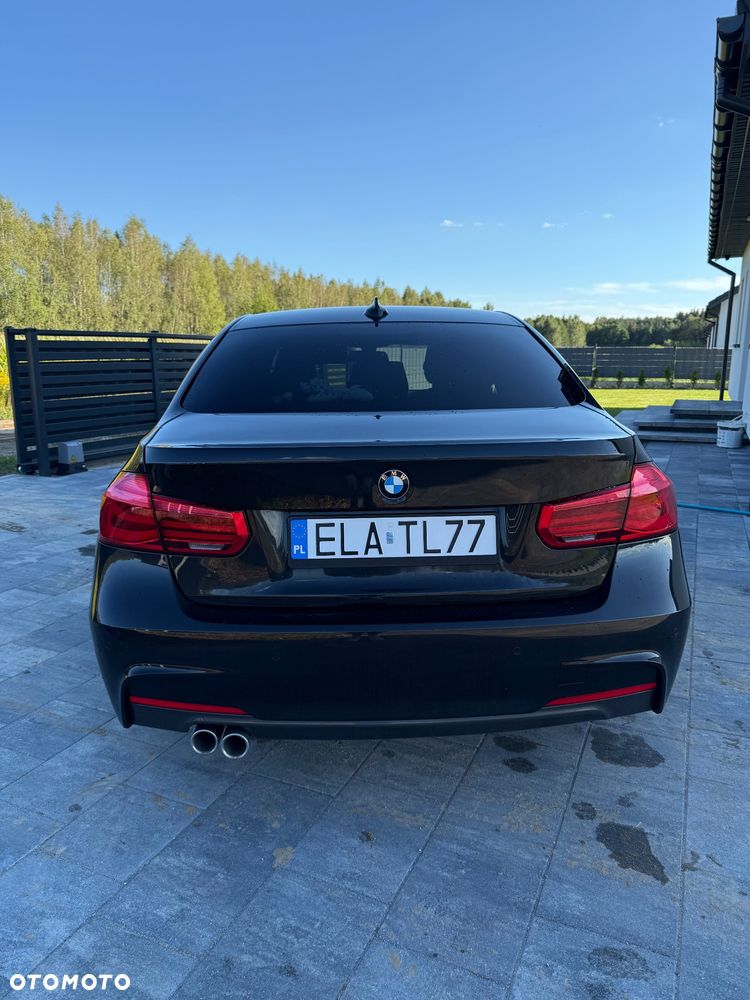 BMW Seria 3 320d M Sport - 8