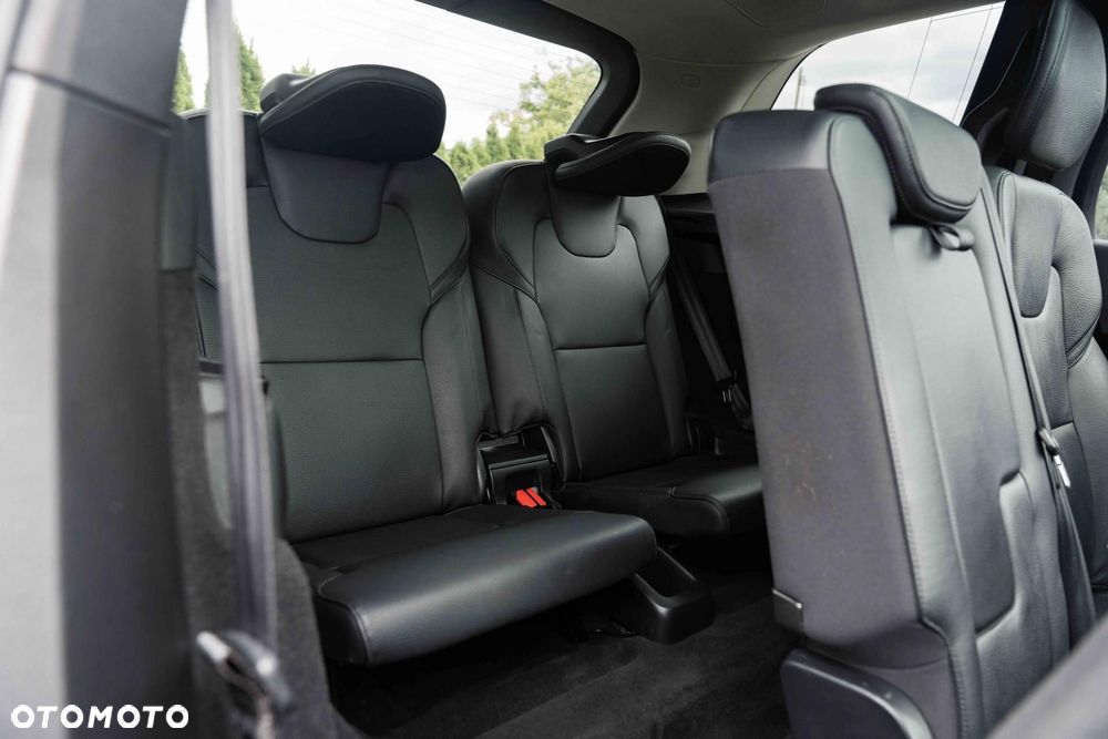 Volvo XC 90 T6 AWD Momentum - 34