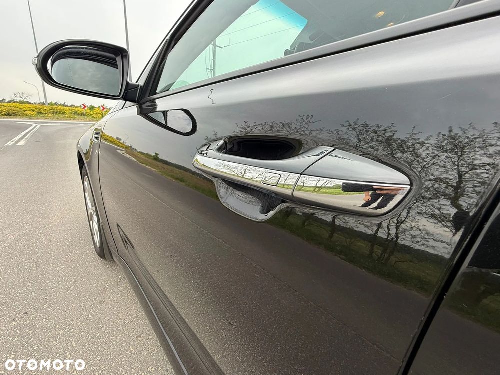Kia Optima - 8