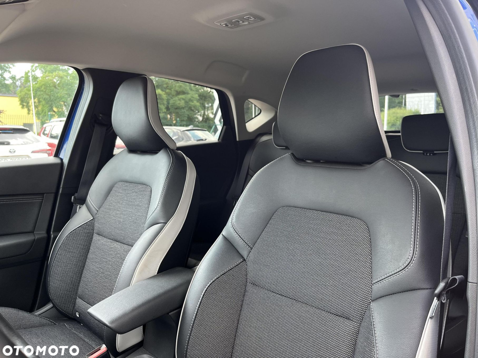 Renault Captur - 11