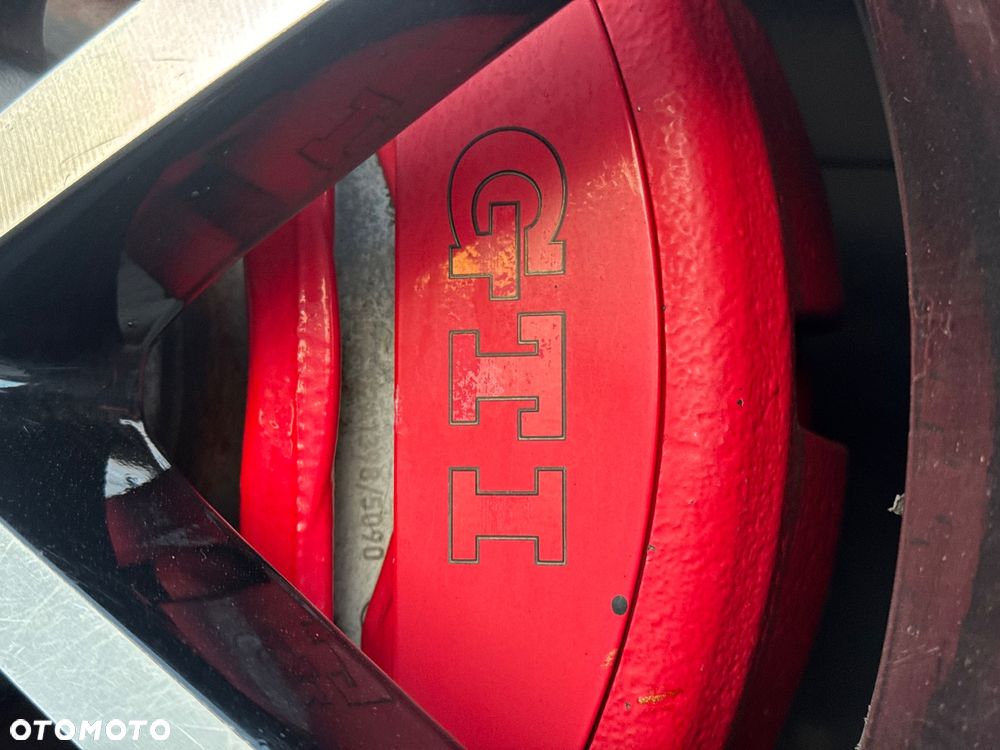 Volkswagen Golf GTI Performance BlueMotion Technology DSG - 35