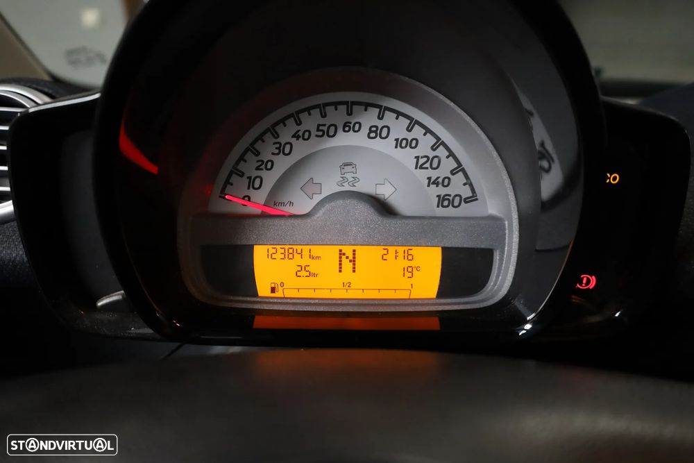 Smart ForTwo Coupé 1.0 mhd Pulse 71 Softouch - 8