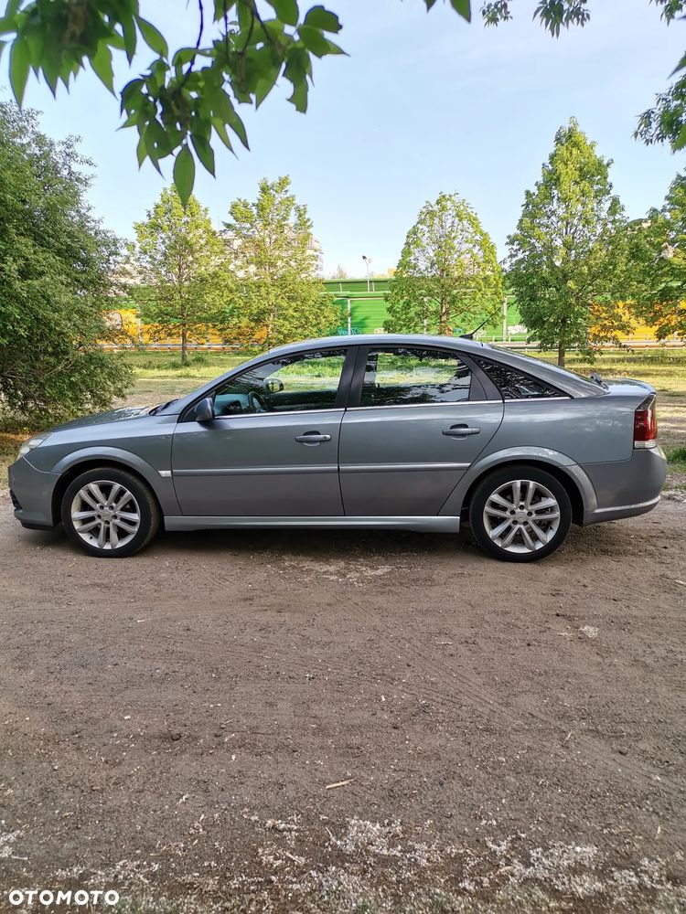 Opel Vectra 1.9 CDTI DPF - 4
