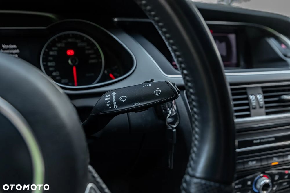 Audi A4 3.0 TDI DPF S line Sportpaket - 30