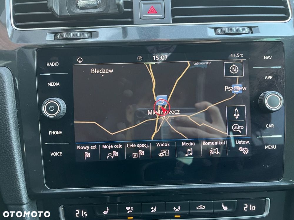 Volkswagen Golf 2.0 TDI Style - 18