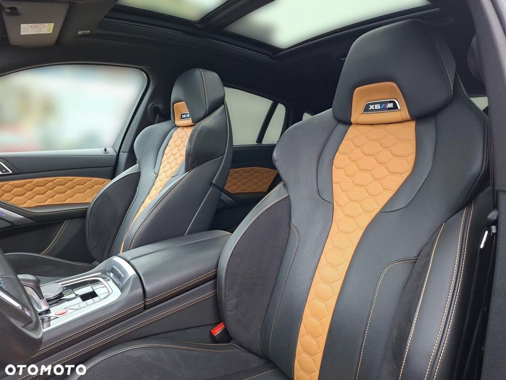 BMW X6M - 12