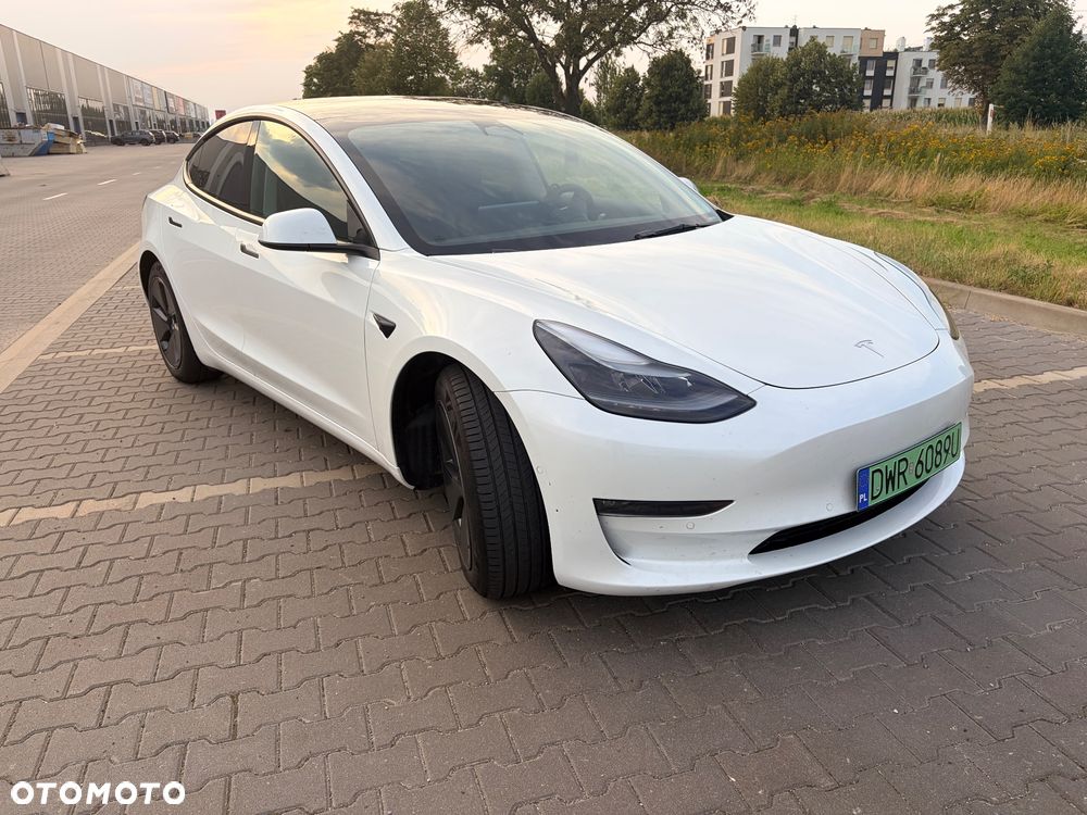 Tesla Model 3 Long Range AWD Premium - 1