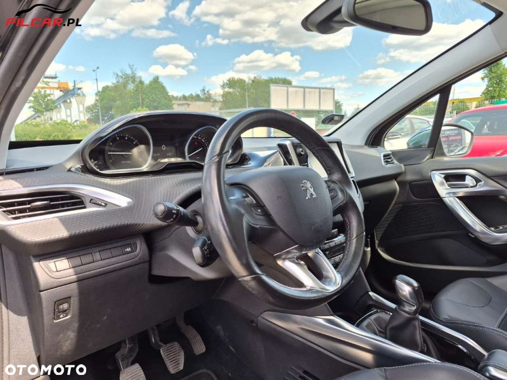 Peugeot 2008 - 5