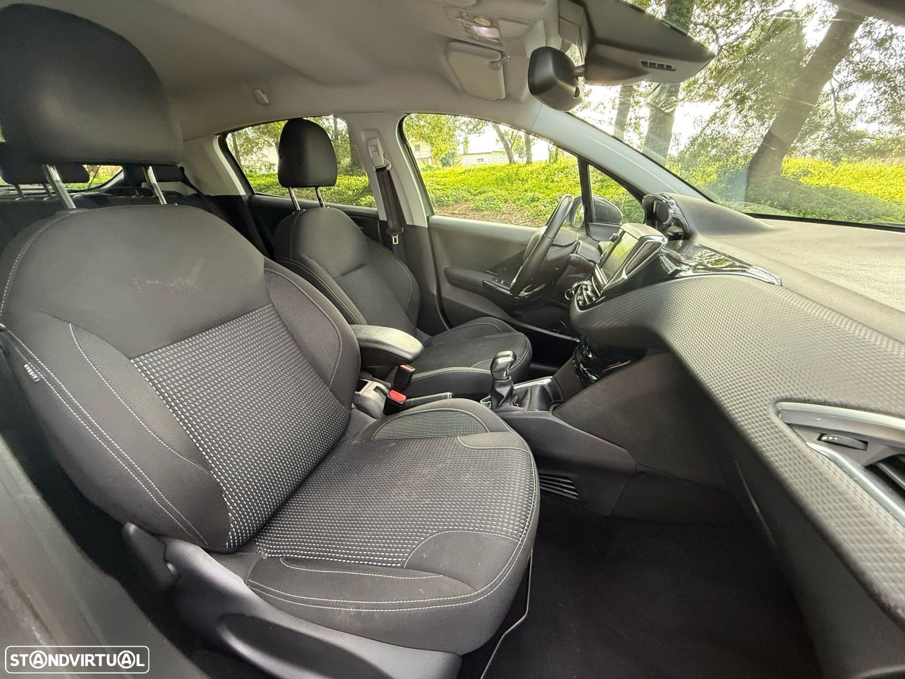 Peugeot 208 PureTech 82 Start & Stop Allure - 20