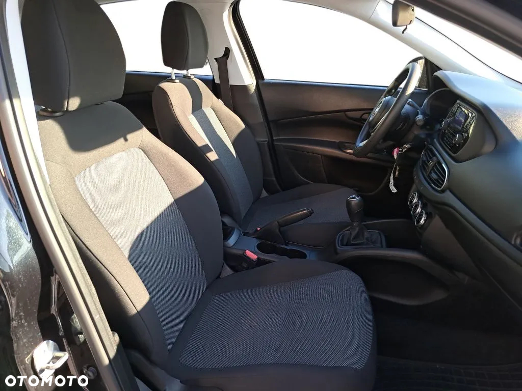 Fiat Tipo 1.0 T3 - 12