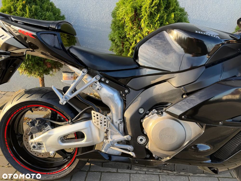 Honda CBR - 40