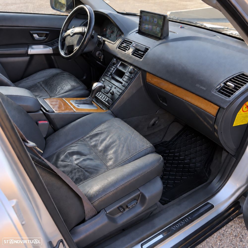 Volvo XC 90 2.4 D5 7L Executive - 6