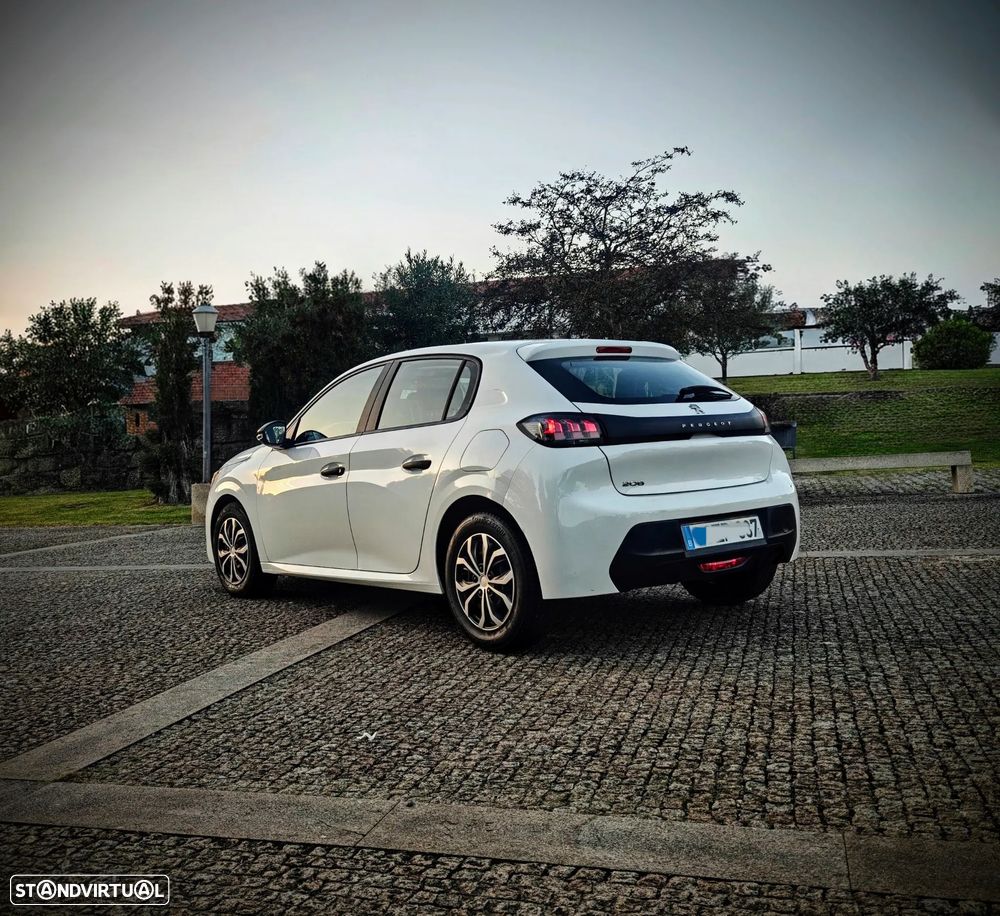 Peugeot 208 1.2 PureTech GT Line - 31