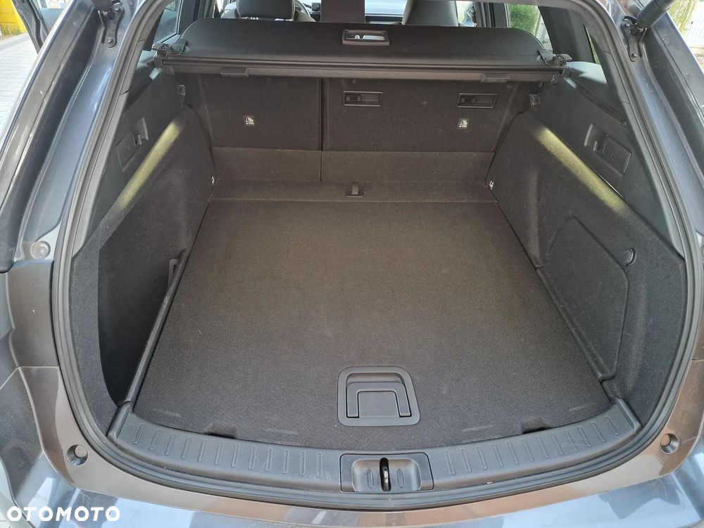 Toyota Corolla 2.0 Hybrid Style - 13