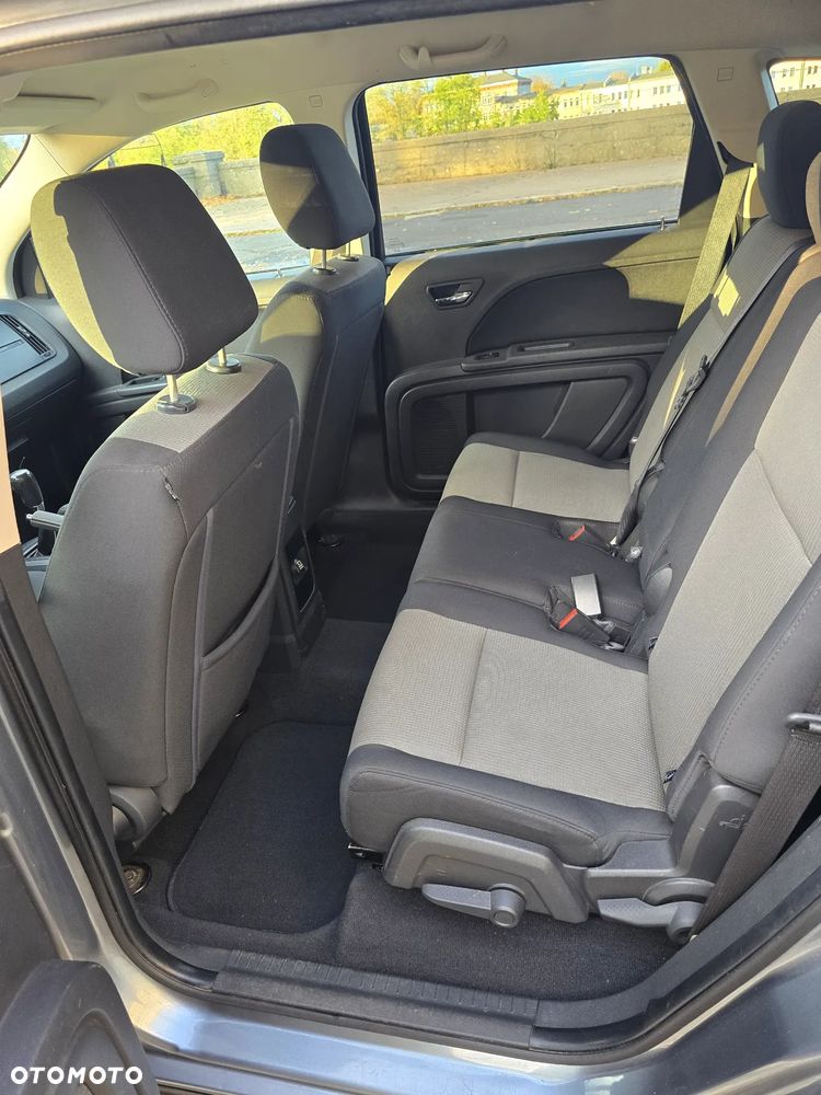 Dodge Journey - 8