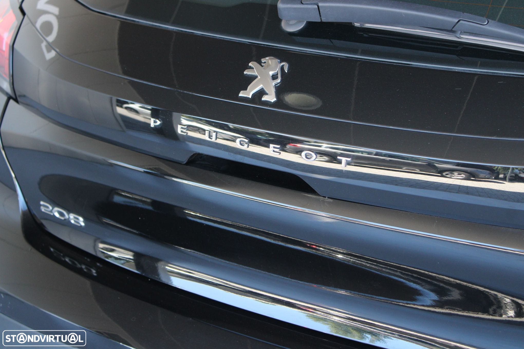 Peugeot 208 1.2 PureTech Active Pack - 29