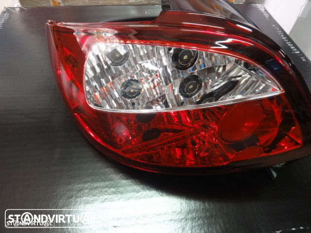 Farois / Farolins Peugeot 206 fundo vermelho cristal C/2 anos de garantia - 16