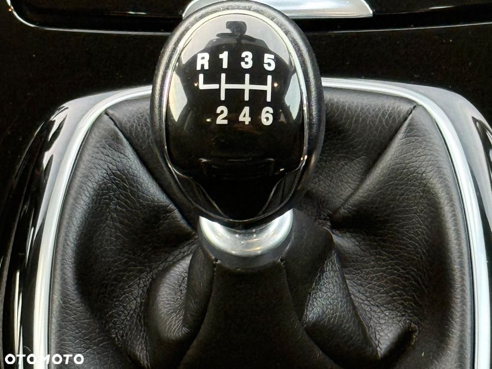 Ford S-Max - 31