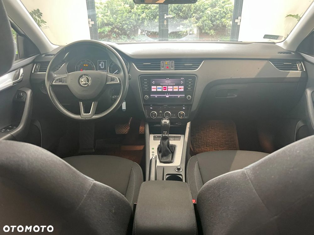 Skoda Octavia 1.5 TSI ACT Ambition DSG - 14