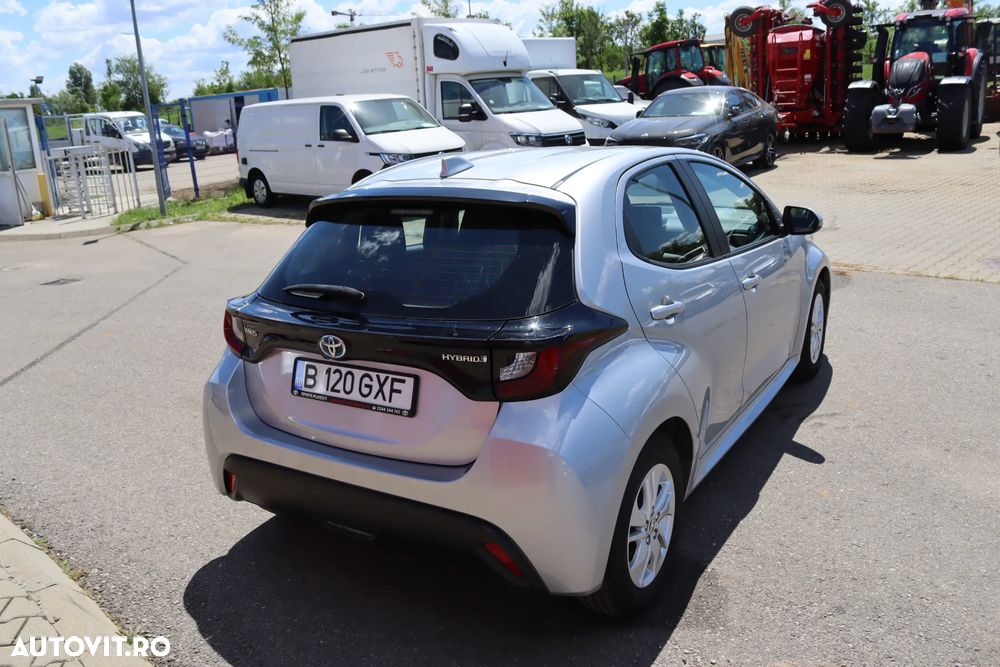 Toyota Yaris - 7