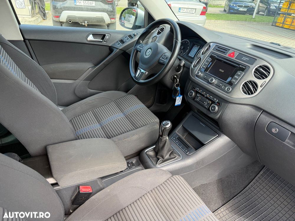 Volkswagen Tiguan - 26
