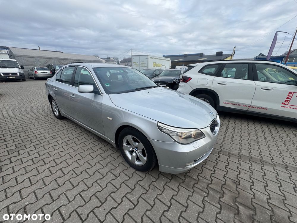 BMW Seria 5 525i Edition Exclusive - 4