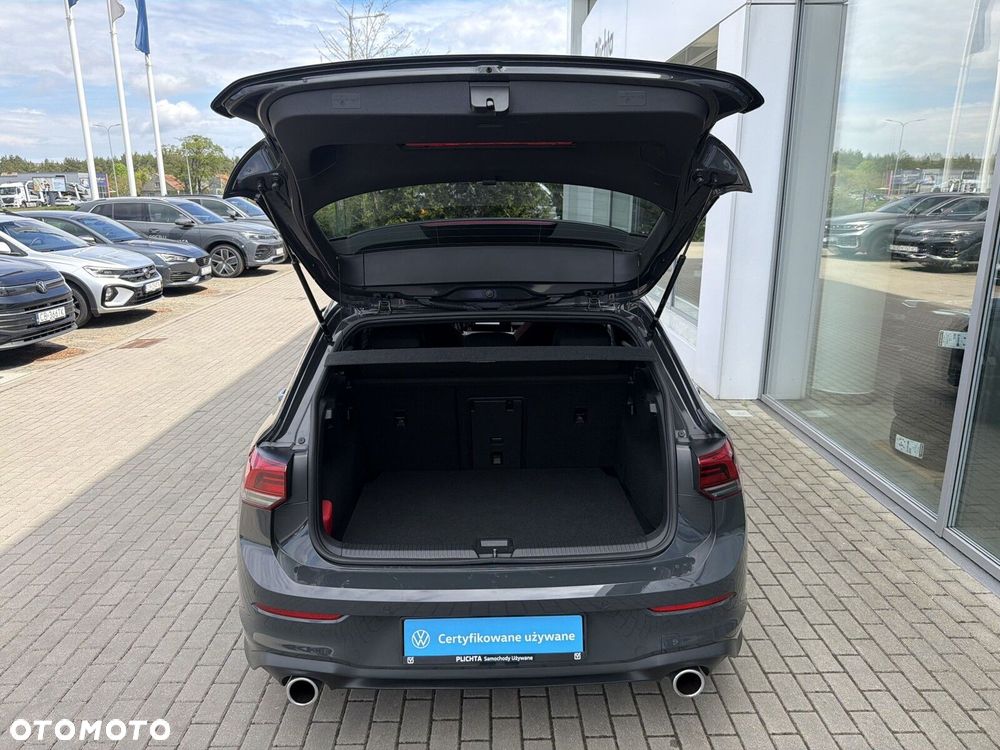 Volkswagen Golf - 16