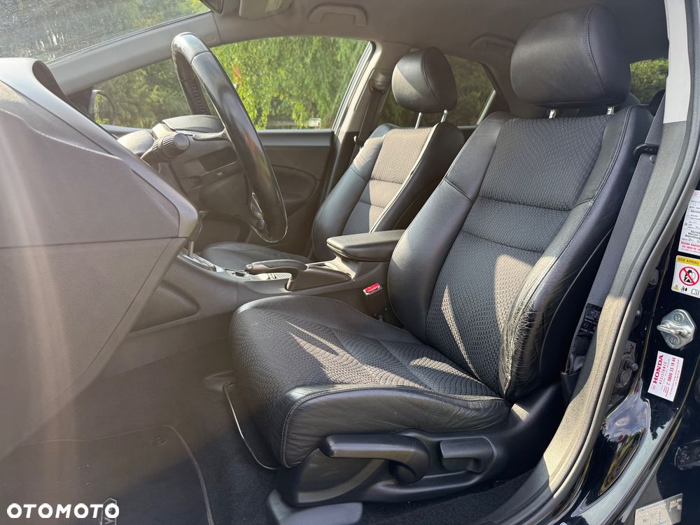 Honda Civic 1.8 Sport - 12