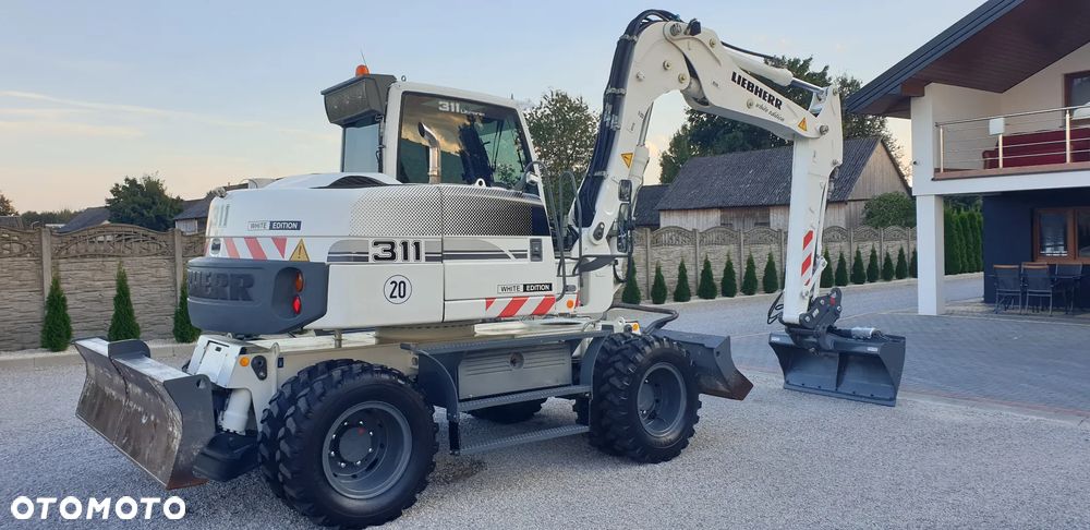 Liebherr 311 rok 2007 łyżka skarpowa hydr. + do kopania 2xpług klima oryginał - 6