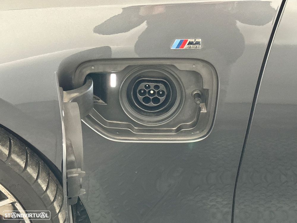 BMW 320 e Pack M Auto - 38