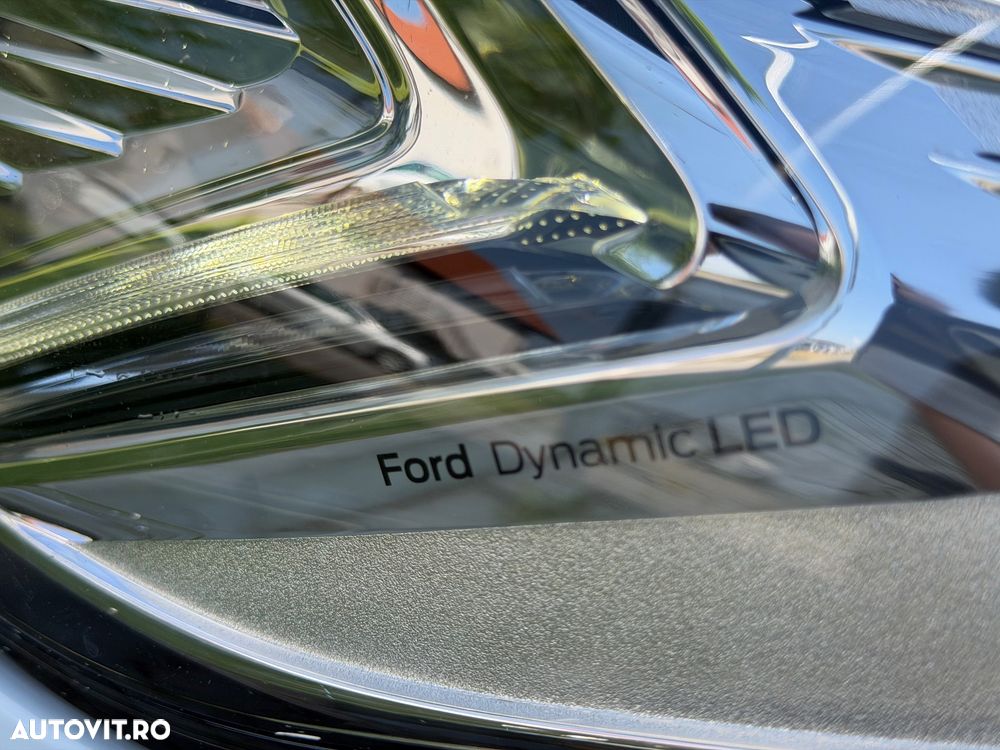 Ford Mondeo 2.0 HEV Titanium - 8