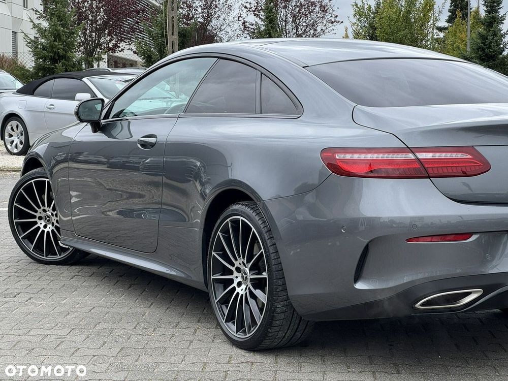 Mercedes-Benz Klasa E 200 4-Matic AMG - 9