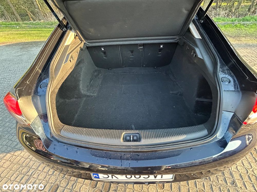 Opel Insignia 1.5 T GPF Elite S&S - 10