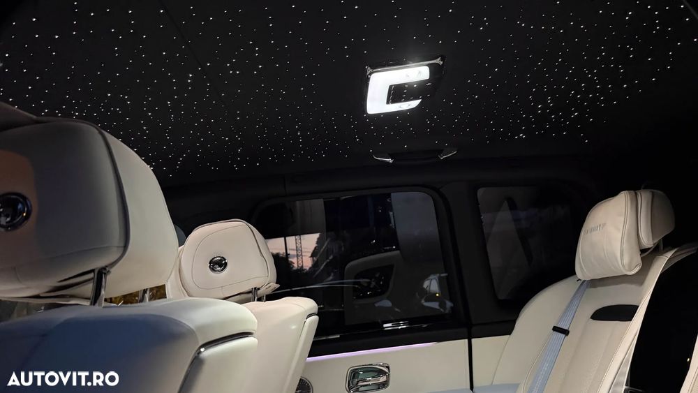 Rolls-Royce Cullinan Standard - 13