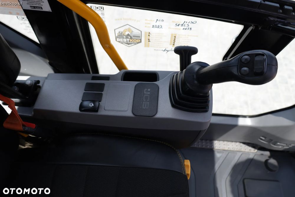 JCB 131X LC - 21