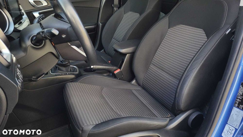 Kia XCeed 1.5 T-GDI M - 11