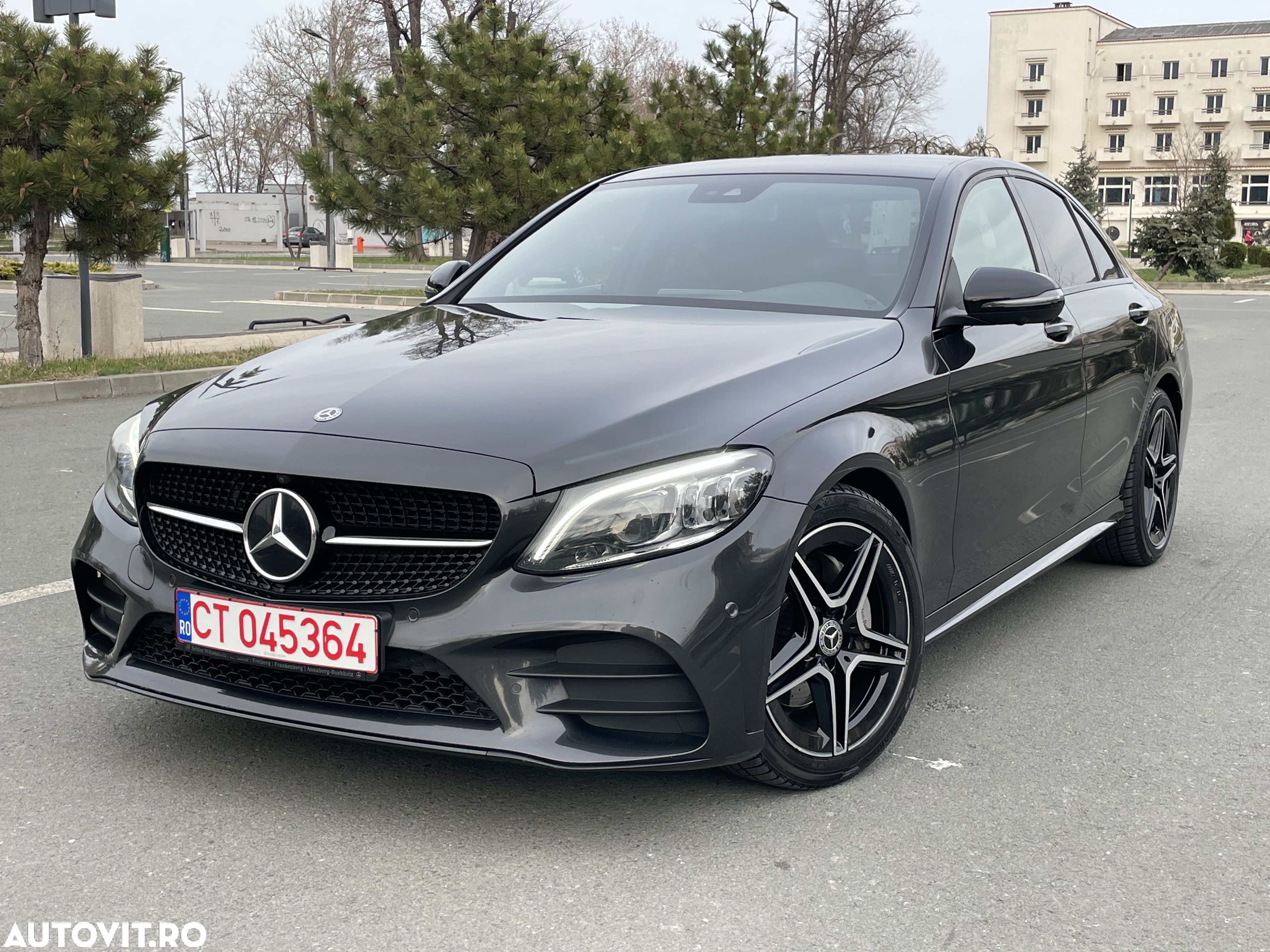 Mercedes-Benz C 220 d 9G-TRONIC AMG Line - 1