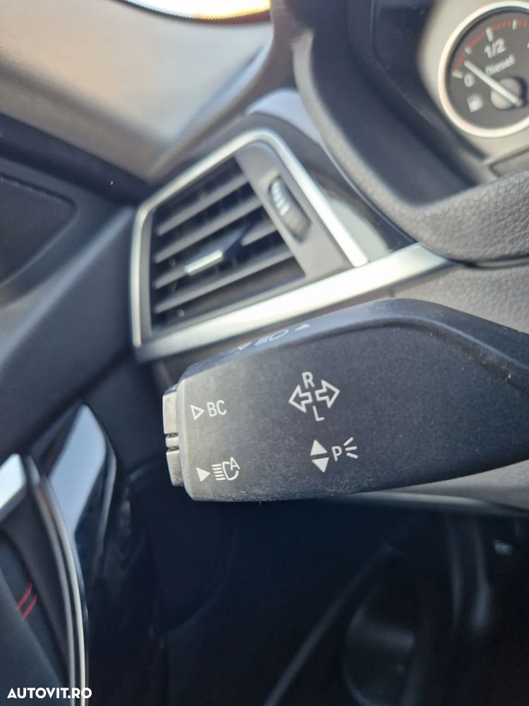 BMW Seria 3 318d Aut. Sport Line - 10