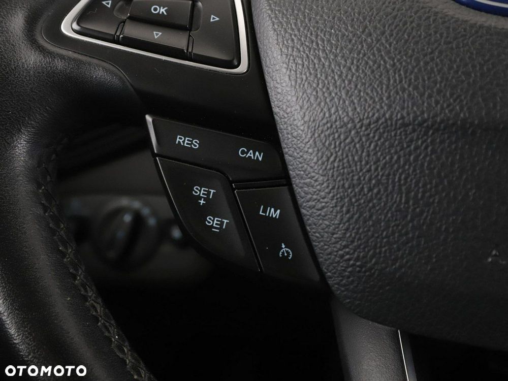 Ford Kuga 1.5 EcoBoost 2x4 Cool & Connect - 29