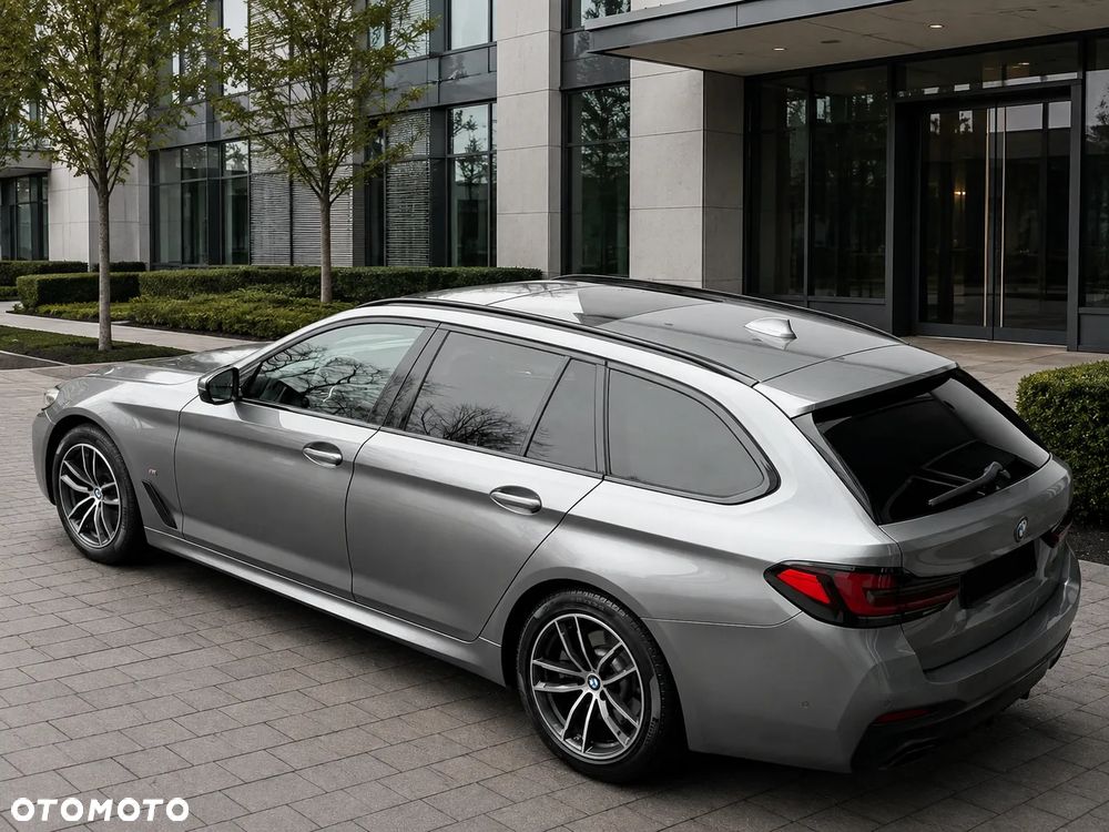 BMW Seria 5 520d xDrive mHEV M Sport sport - 8