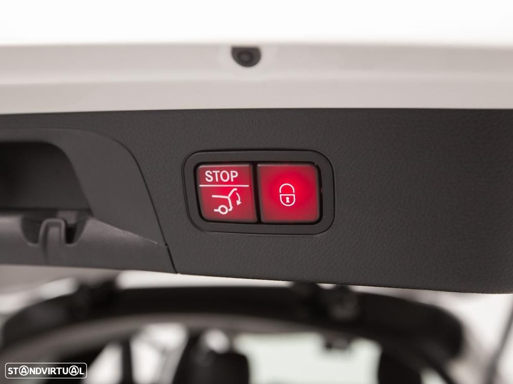 Mercedes-Benz GLC 300 de 4Matic 9G-TRONIC - 13