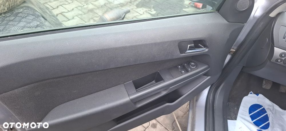 Opel Astra H Hb na części benzyna - 14