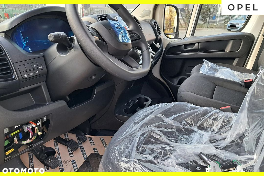 Opel Movano Heavy L4H3 2.2 140KM - 9