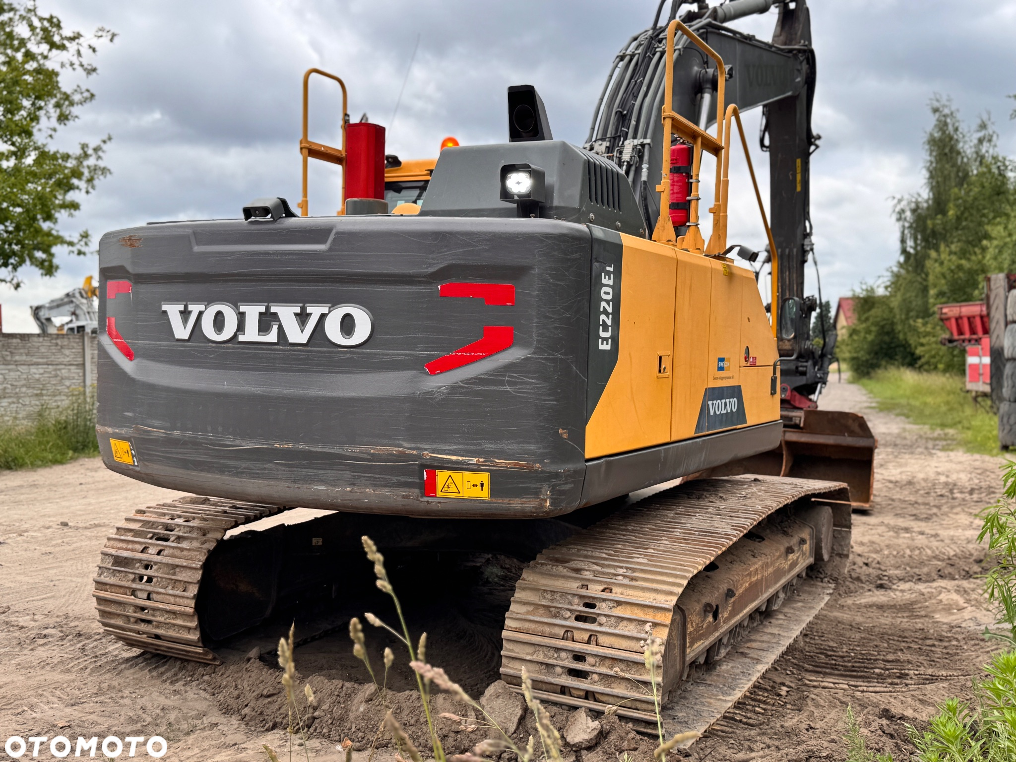 Volvo EC220EL - 8